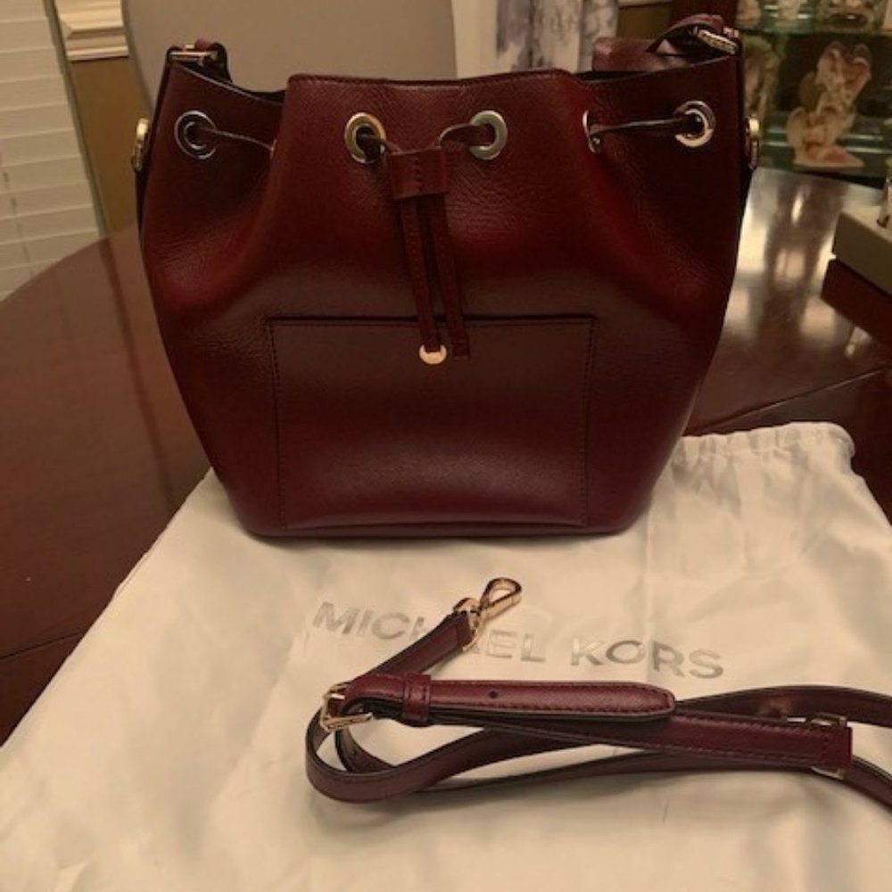 Michael Kors Bucket Tote Bag - Burgundy/Dark Red